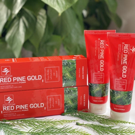 Sữa rửa mặt tinh dầu thông đỏ Red Pine Gold 130ml Hàn Quốc